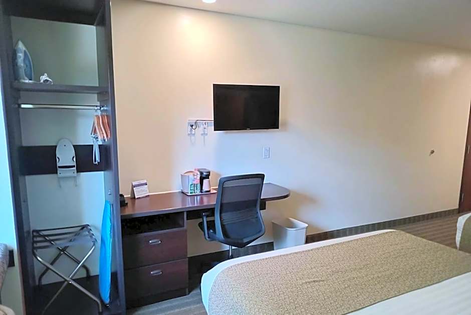 Microtel Inn & Suites By Wyndham Toluca