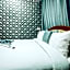 Plus 33 Hotel