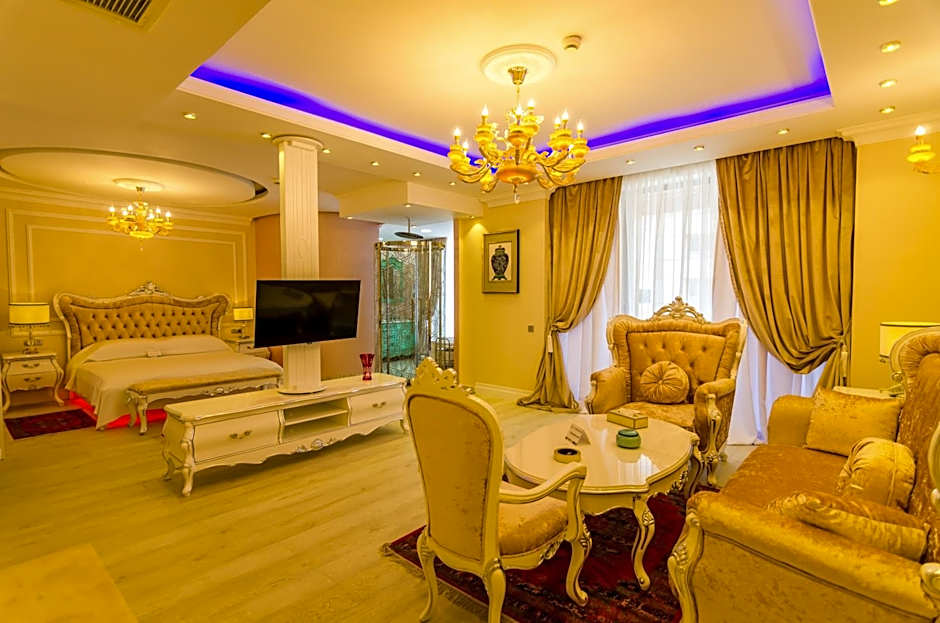 Phoenicia Royal Hotel