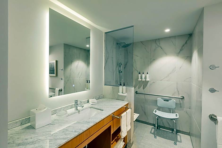 Hilton Garden Inn Guadalajara Airport