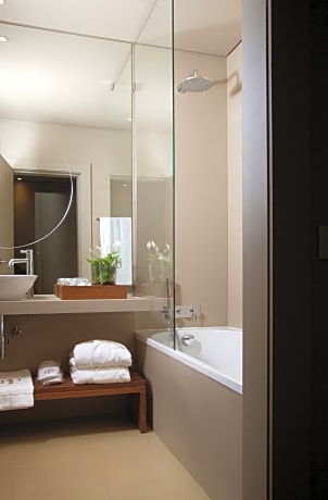 Junior suite standard