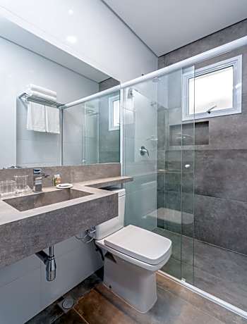 Queen Suite