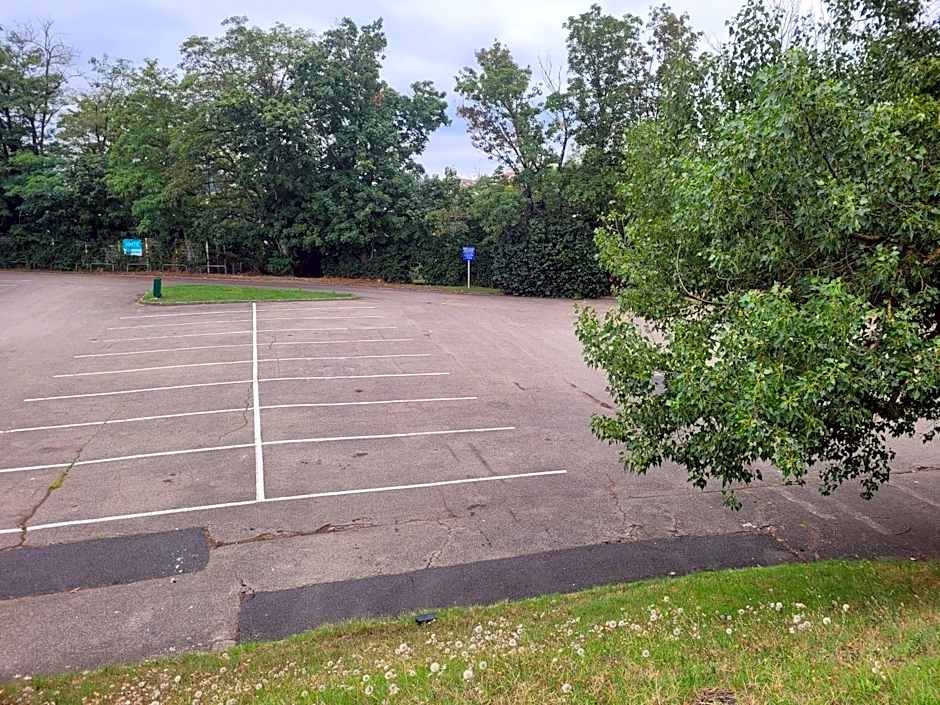 Premiere Classe Lyon Nord Dardilly