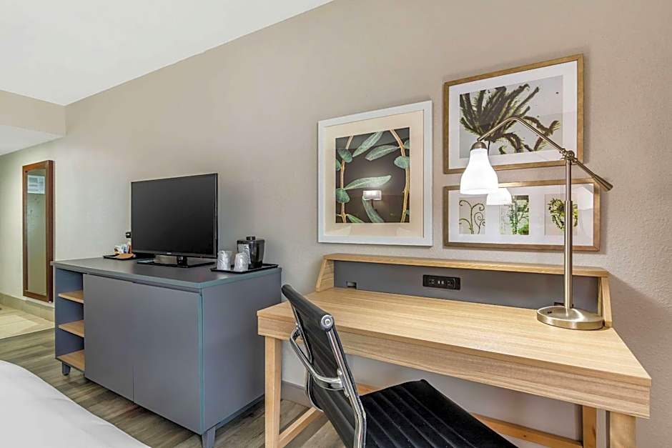 Country Inn & Suites by Radisson, Atlanta Airport South, GA