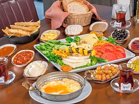 Yeni Truva Otel