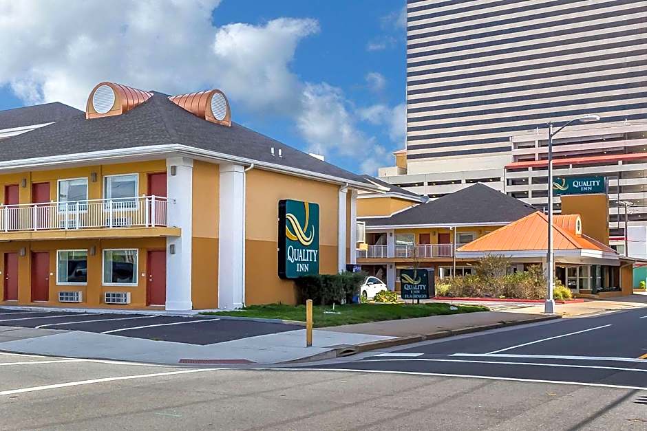 Quality Inn Flamingo