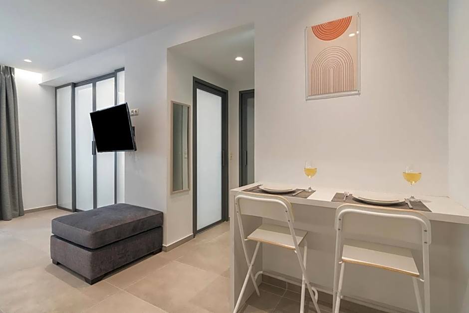 Athens Theatrou Apartments