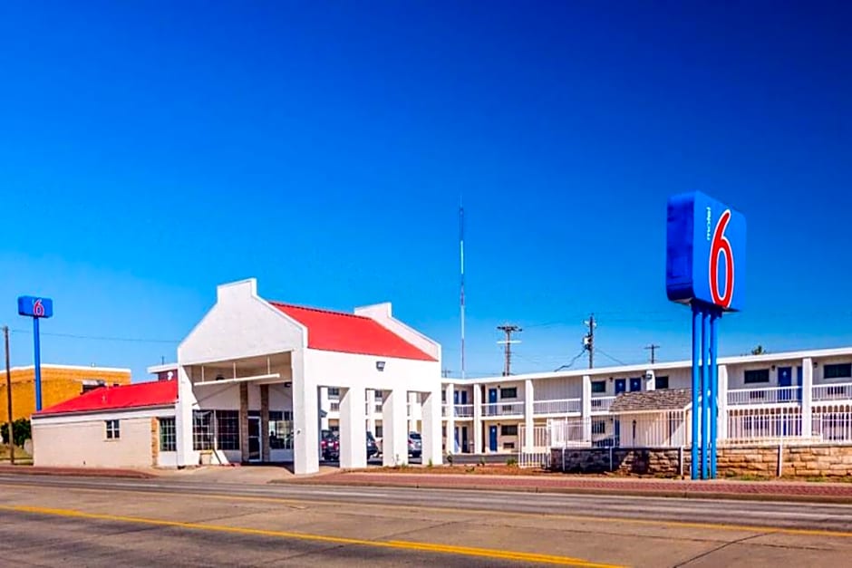 Motel 6-Childress, TX