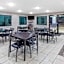 Super 8 by Wyndham League City/Kemah Area