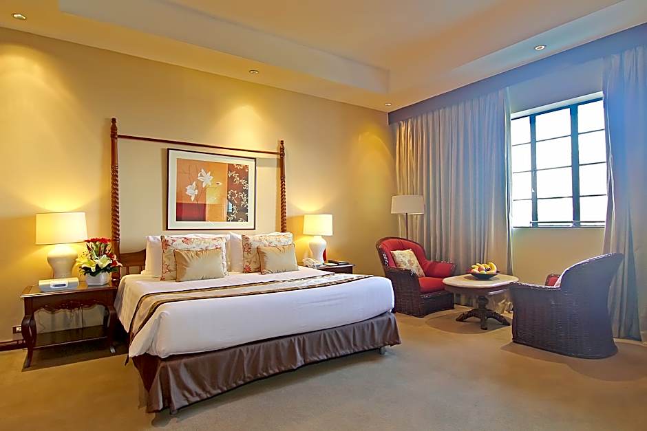 Photo 1 of 2 of Deluxe Grand 1 King Bed or 2 Beds