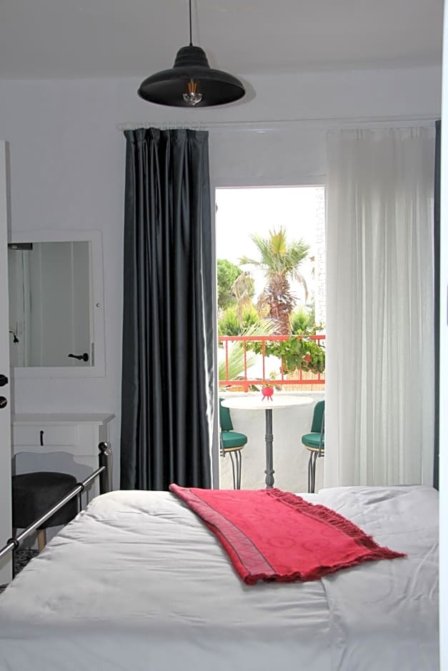 BADEMİÇİ OTEL