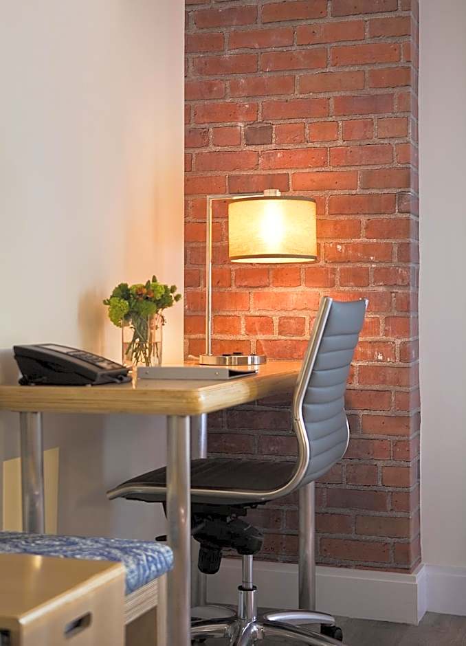 Arthouse Hotel New York (formerly NYLO NYC)