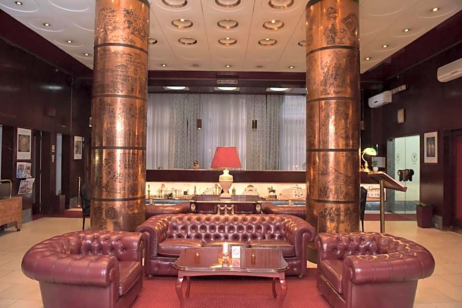 Palace Hotel