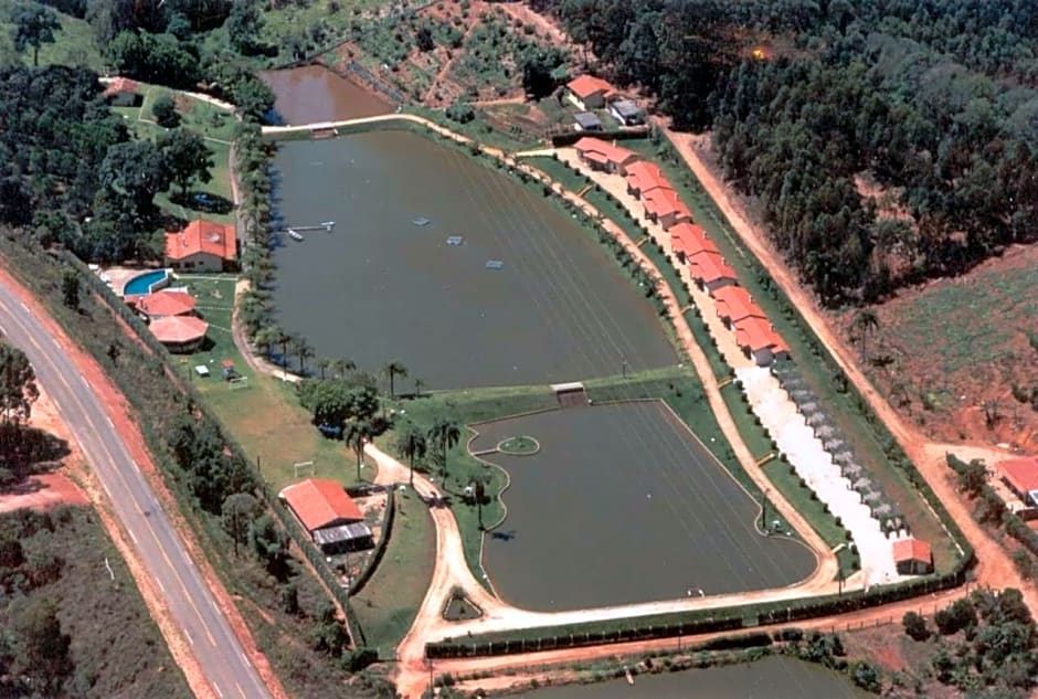 Chalés Sitio Dois Lagos - Amparo SP