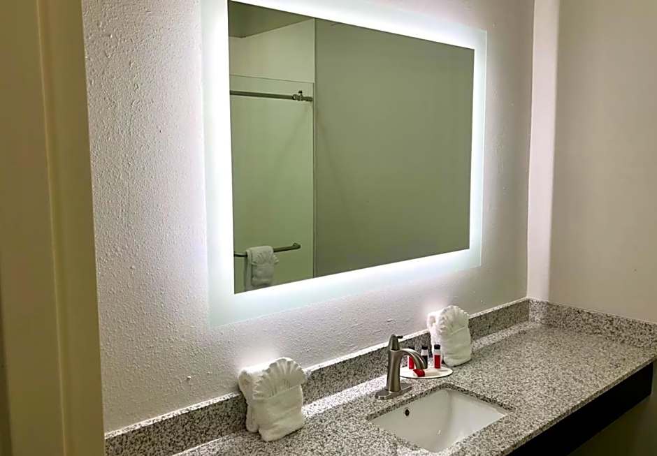 Baymont by Wyndham Warrenton