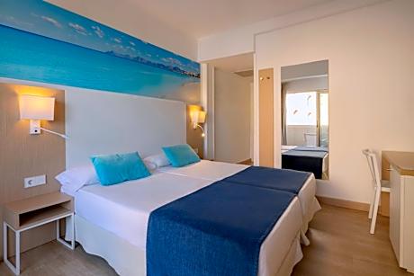 Twin Room with Side Sea View