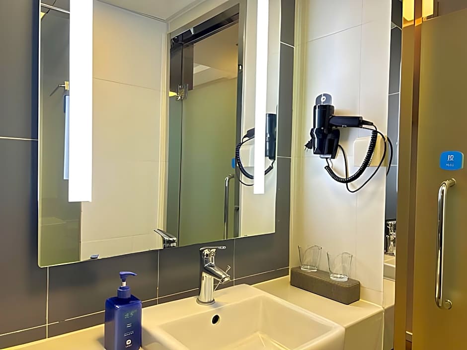 Hanting Hotel Zhengzhou Huayuan Road