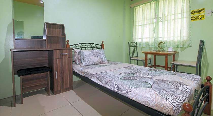 CM Apartelle Iloilo International Airport by RedDoorz