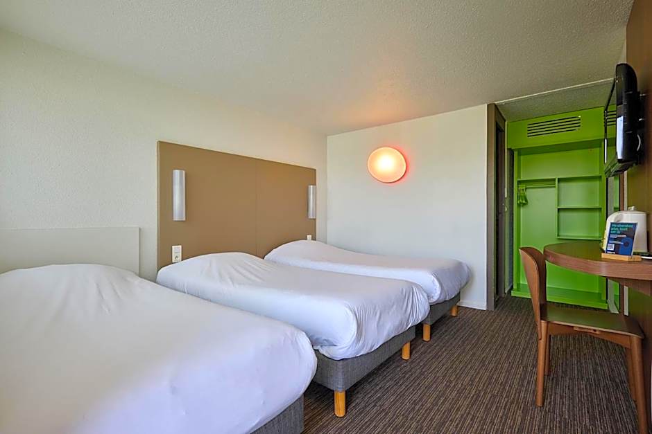 Photo 1 of 2 of Standard 3 Single Beds