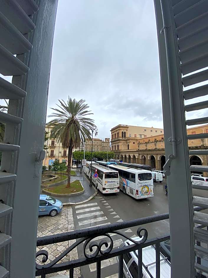 55 Aira Hotel