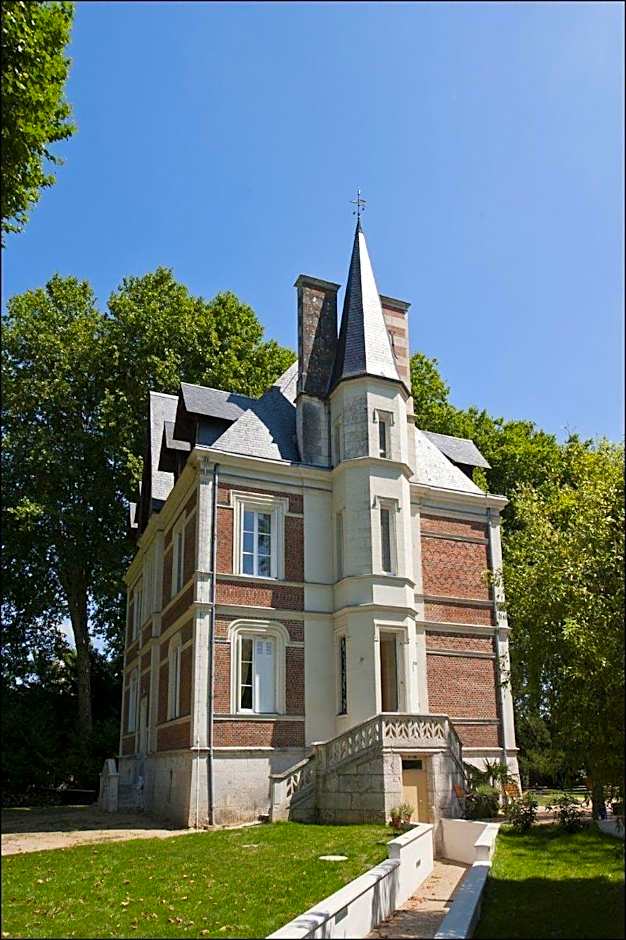 Manoir de Contres