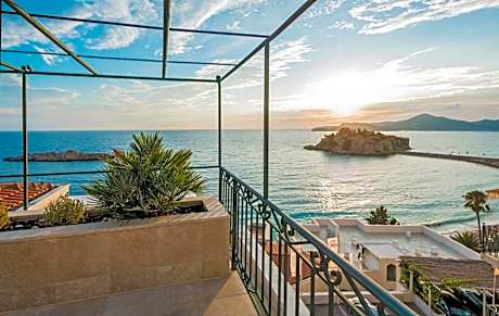 Hotel Azimut
