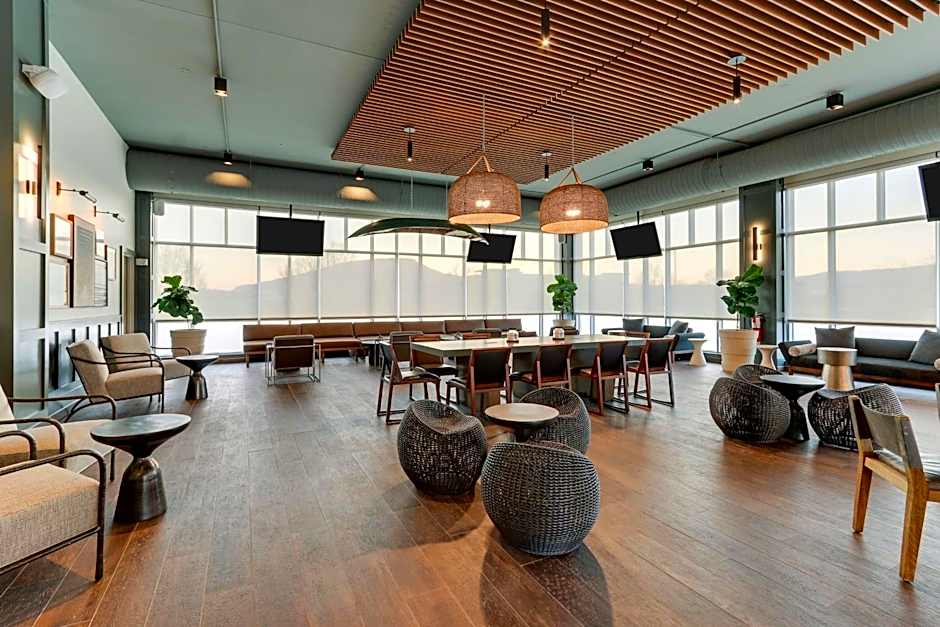 The Chattanoogan Hotel, Curio Collection By Hilton