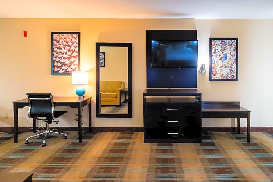 Best Western Plus North Savannah