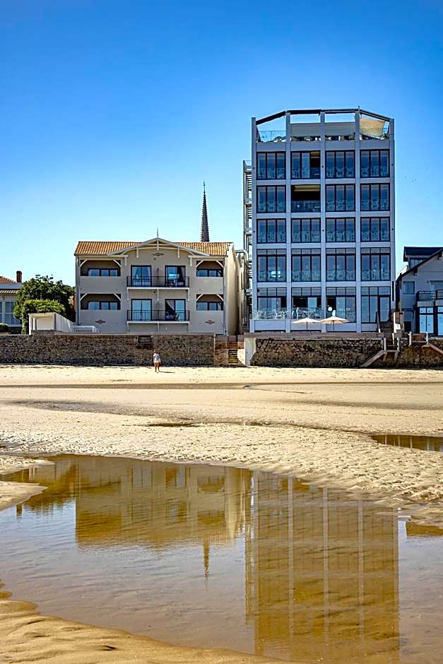 Les Vagues Hotel & Spa