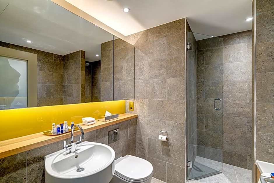 Apex City of Bath Hotel