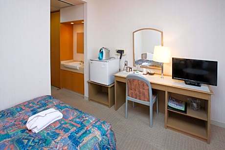 Single Room - Non-Smoking