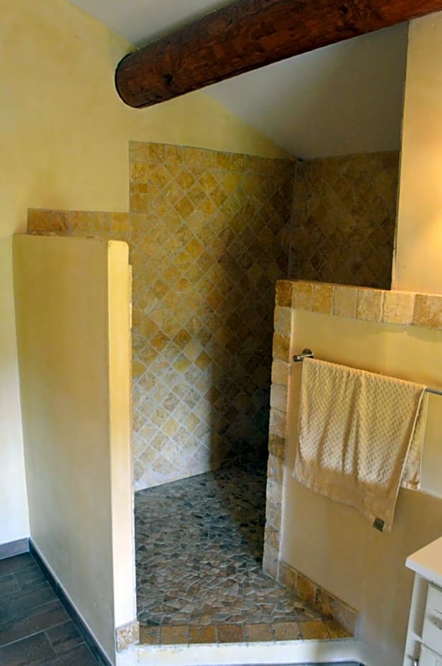 Ferme de Palumiane - Chambres climatisées