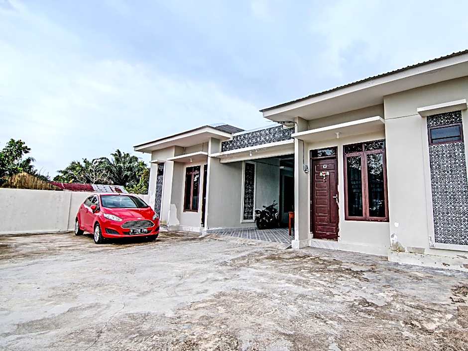 OYO 92176 Sandira Syariah