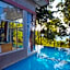 Ambong Pool Villas - Private Pool