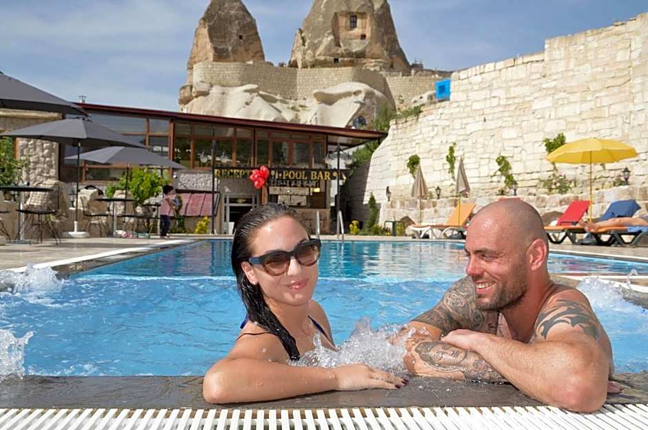 Grand Elite Cave Suites