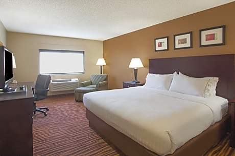 King Room with Bath Tub - Disability Access/Non-Smoking