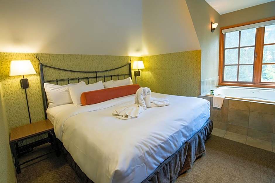 Banff Caribou Lodge And Spa