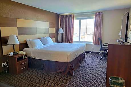 1 King Bed One-Bedroom Suite Non-Smoking