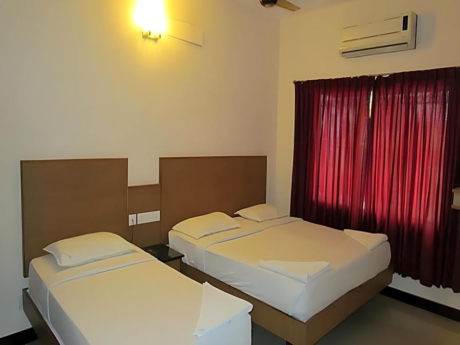 Hotel Subam Palani
