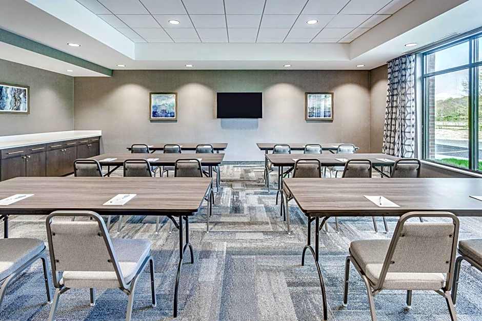 Hampton Inn & Suites Kittery-Portsmouth