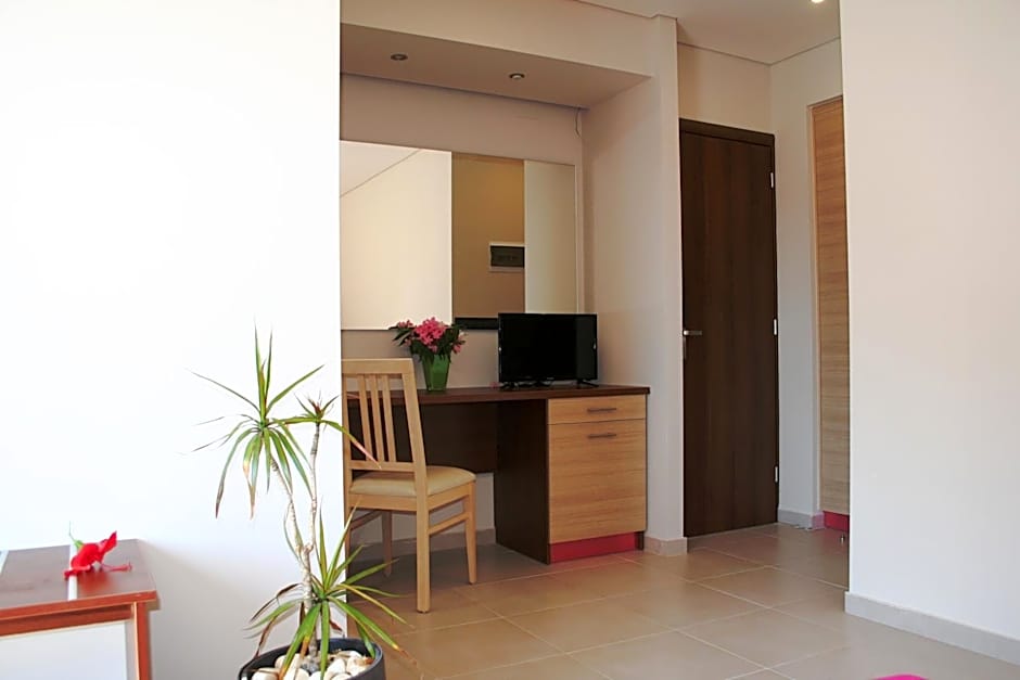 Matala Bay Hotel & Apartments