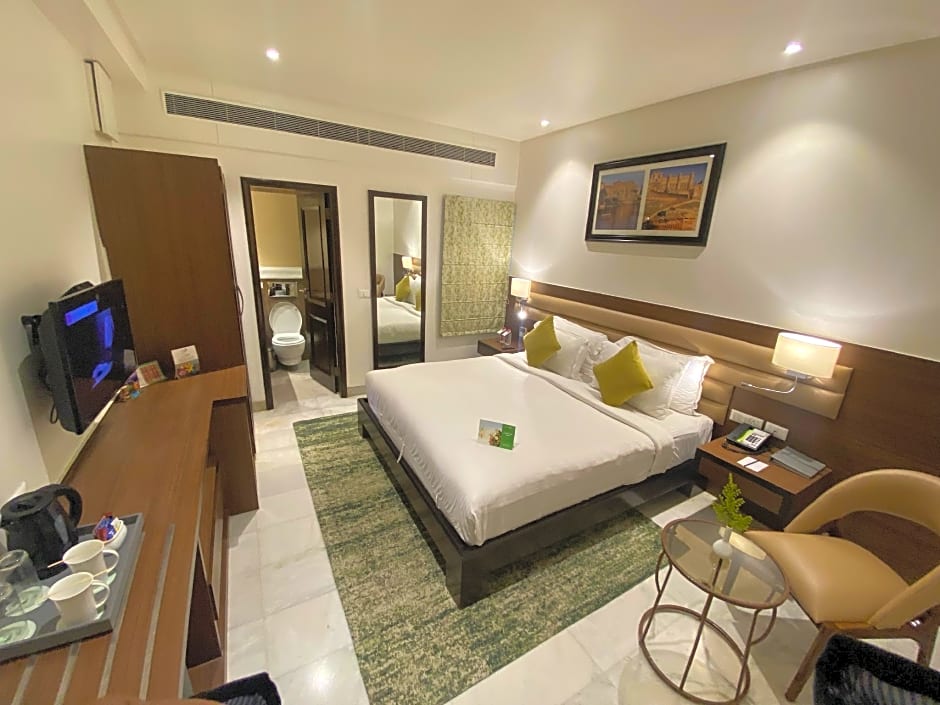 Leisure Inn Grand Chanakya