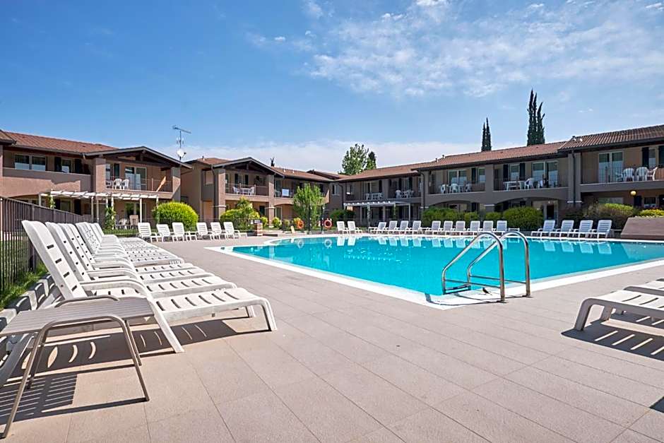 Villaggio Turistico Lugana Marina