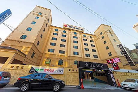 Gyeongsan Grand