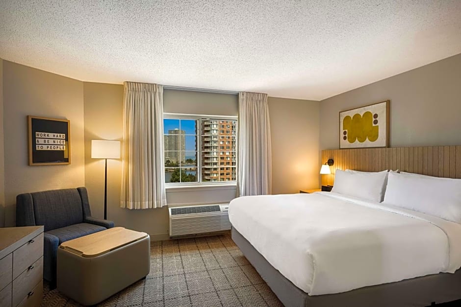 Sonesta Simply Suites Jersey City