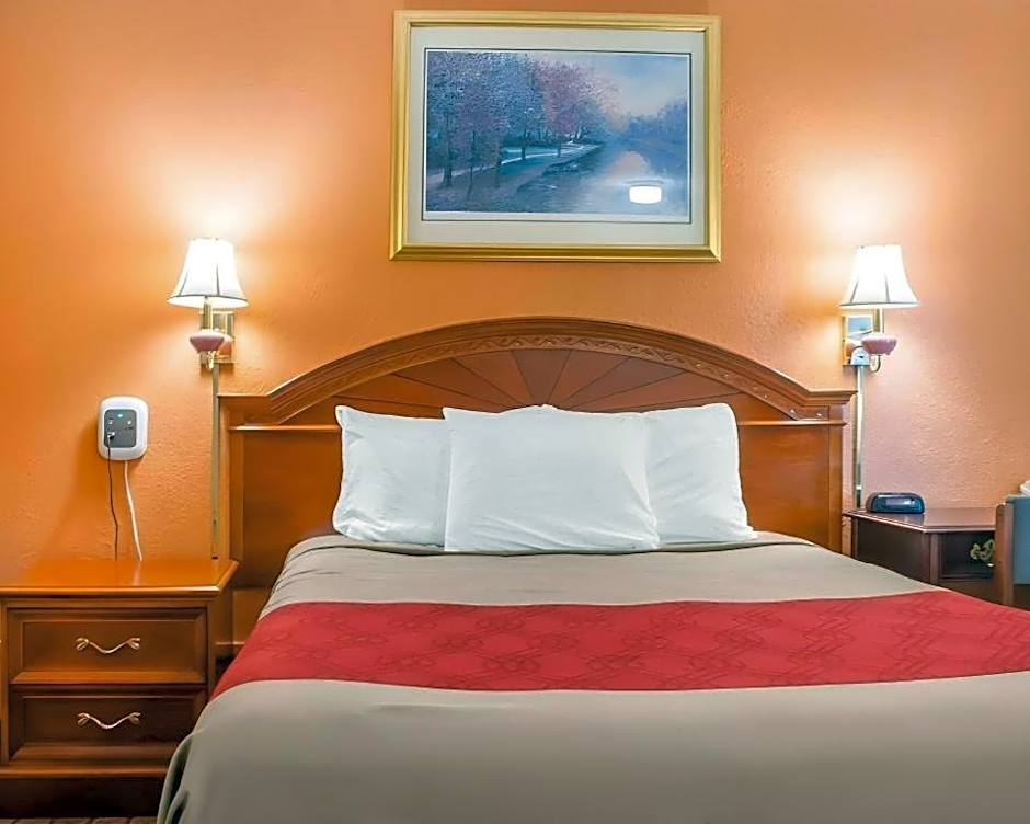 Econo Lodge Cuba