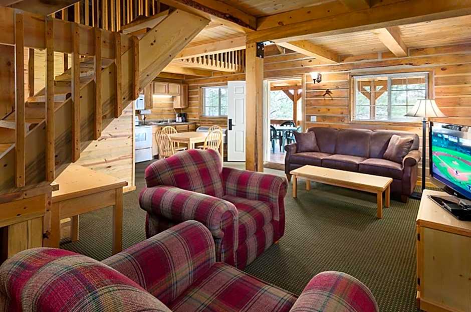 Rock Crest Lodge & Cabins