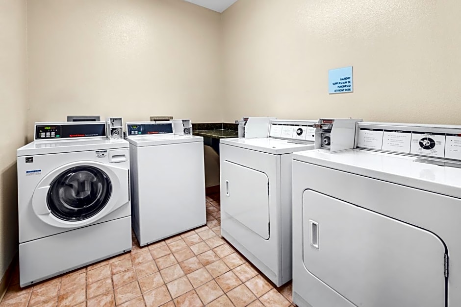 Holiday Inn Express Portland SE - Clackamas Area by IHG
