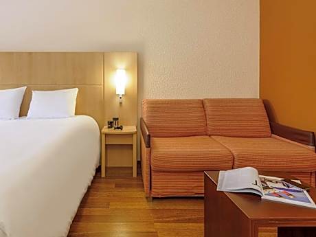 Standard Double Room and Sofa Bed