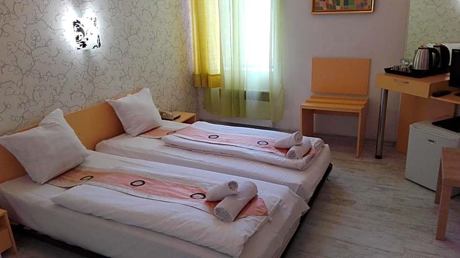 Scotty's Boutique Hotel